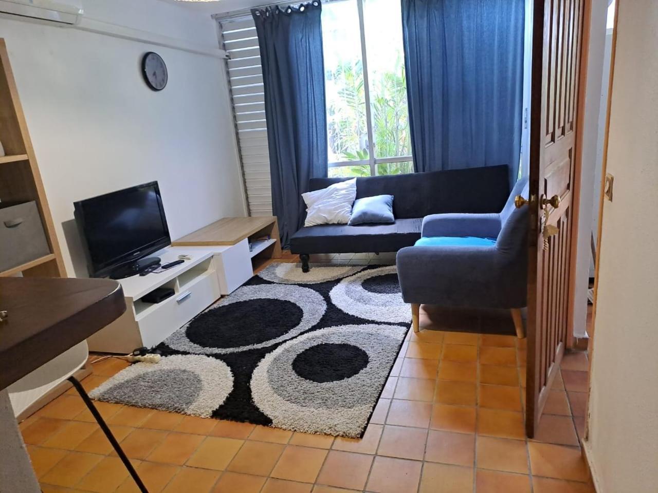 Appartement T2 Meuble Tout Confort Le Gosier  Bagian luar foto